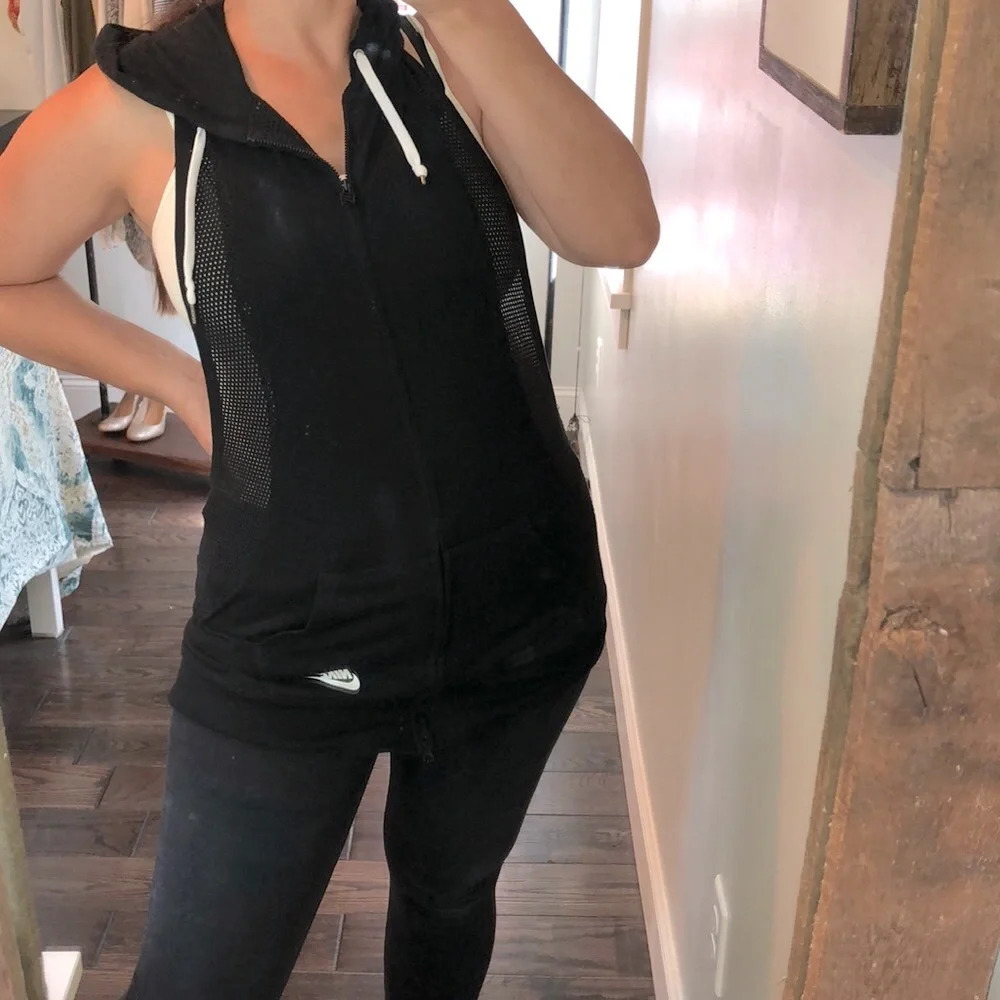 Nike small open back mesh gym athleisure jacket